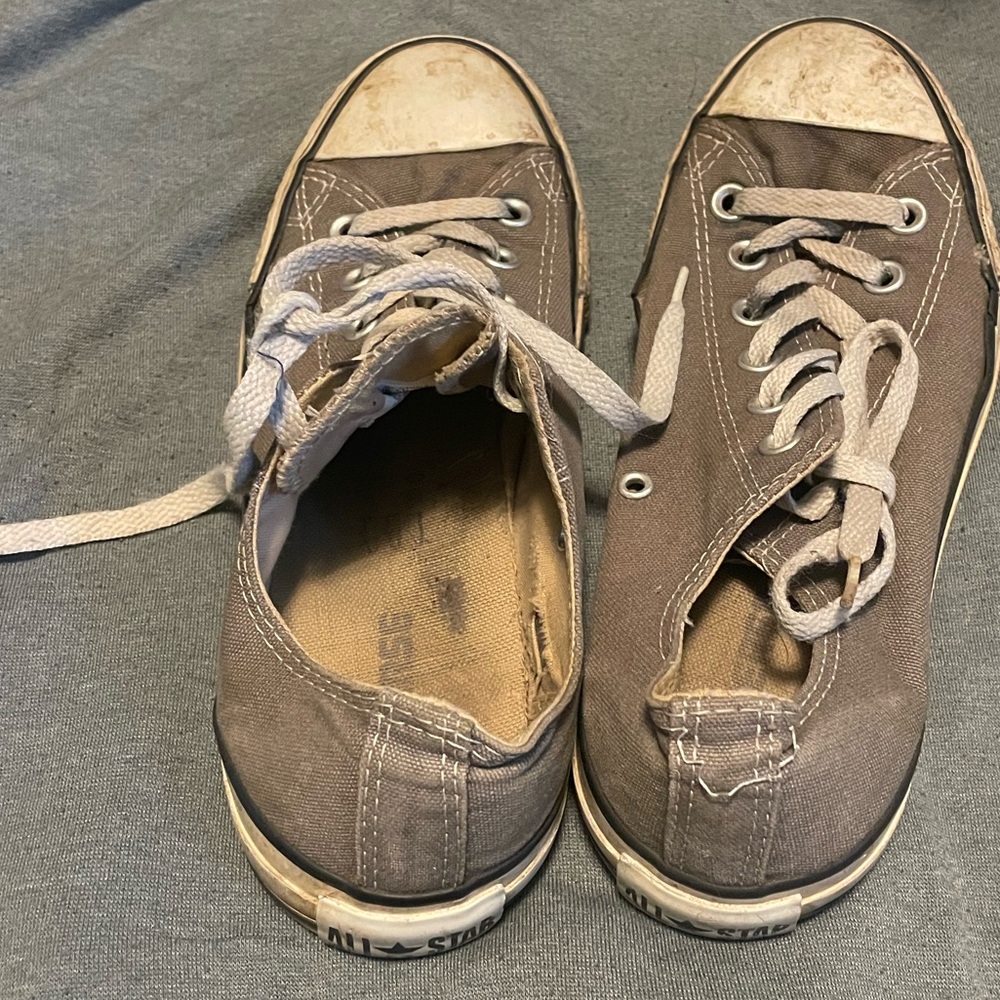 Women’s Used Converse